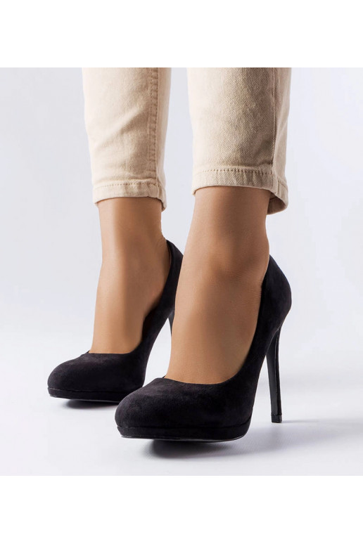 Bazinet juodos eko-zomšos pompos