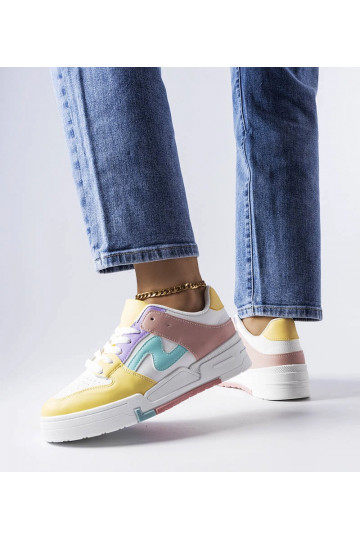 Rožiniai ir geltoni batai... 2