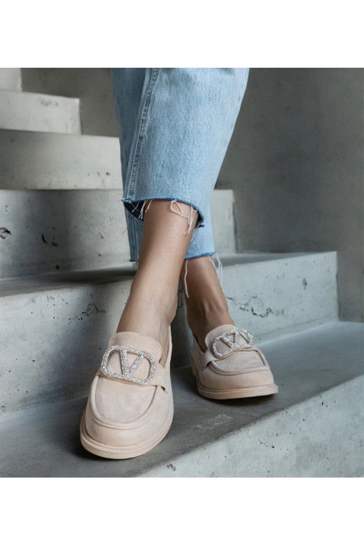 Smėlio spalvos mokasinai dekoruoti...