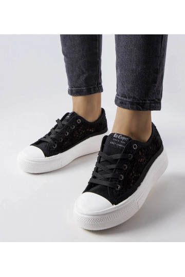 Juodi Lee Cooper... 2