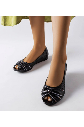 Juodi ažūriniai baleto...