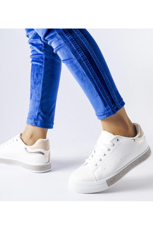 Balti ir smėlio spalvos sportbačiai...