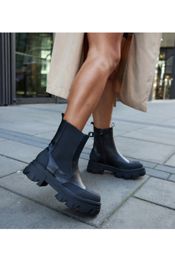 Juodi kulkšnies batai su...