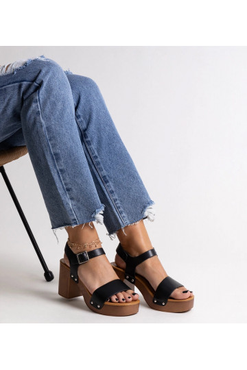 Juodos storos Adilar...