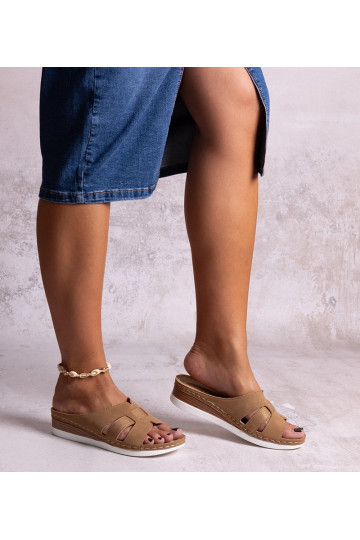 Rudos spalvos, lengvos,...