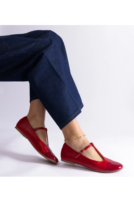 Gloriana raudonos lakuotos odos...