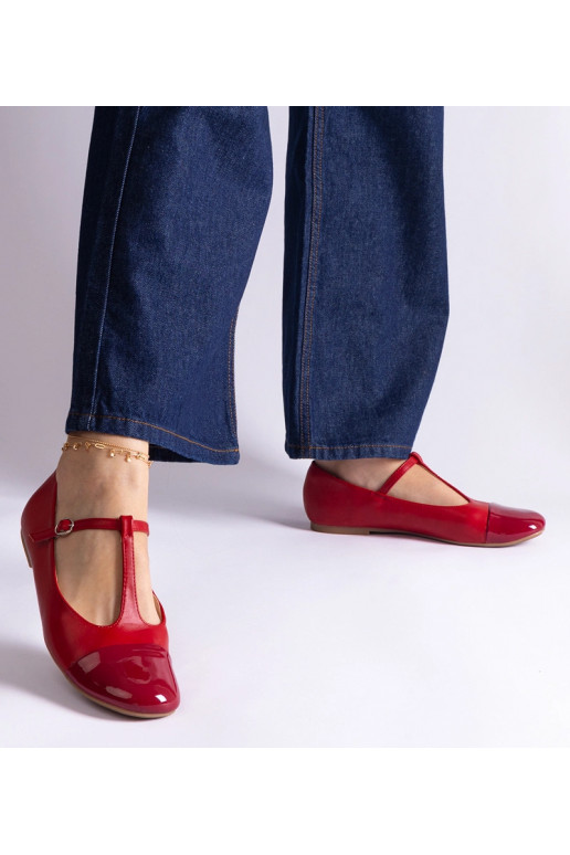 Gloriana raudonos lakuotos odos...