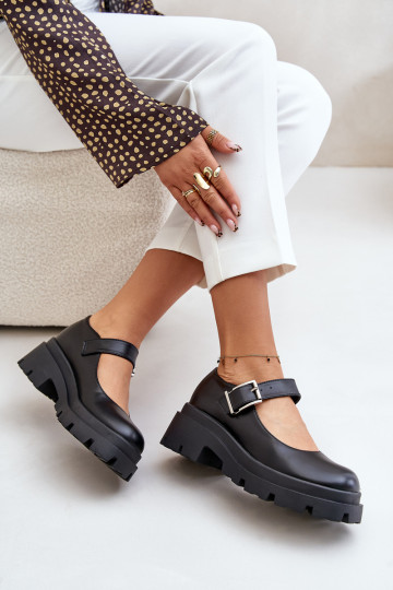 Plikuria JUODI BATAI SU...