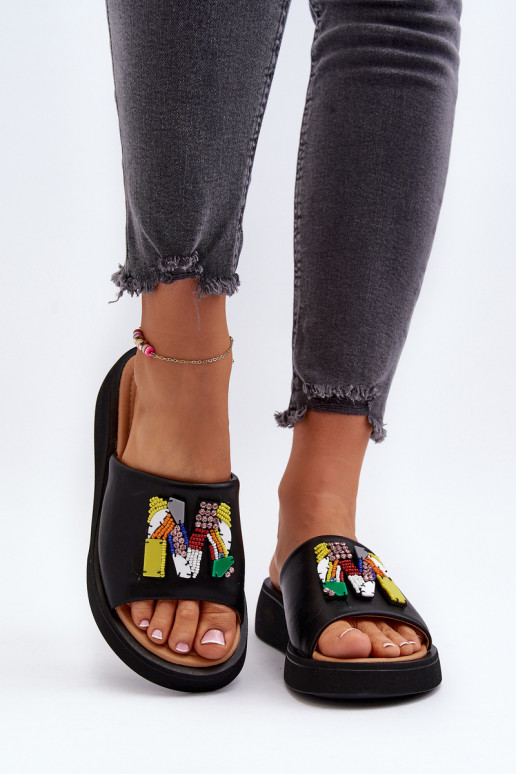 Odinės šlepetės Moteriškas su ornamentais juodos spalvos Asames