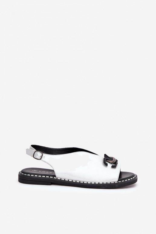 basutės su plačiais kulniukais su ornamentais iš eko odos sidabro spalvos Tillireta