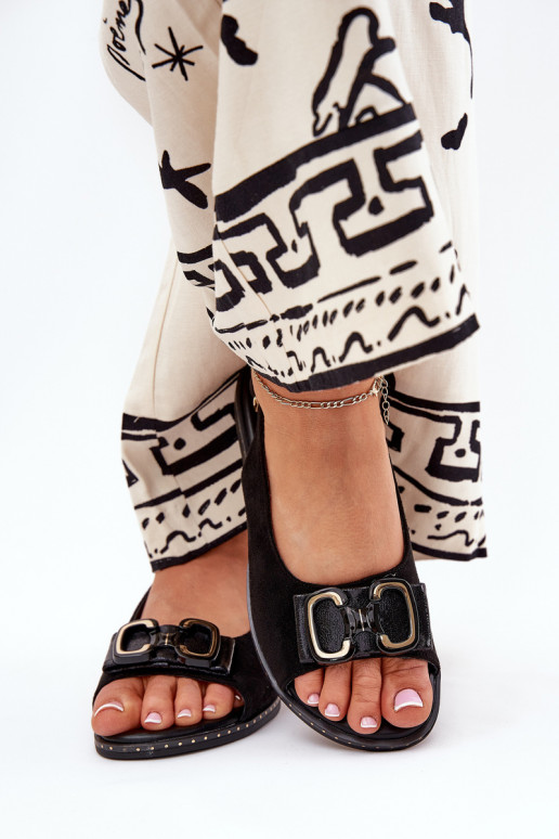 Lygiapadės basutės su ornamentais iš eko zomšosoĮe juodos spalvos Lilria