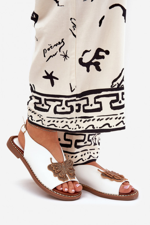 Moteriškos basutės su plačiais kulniukais su ornamentais baltos spalvos Setorina