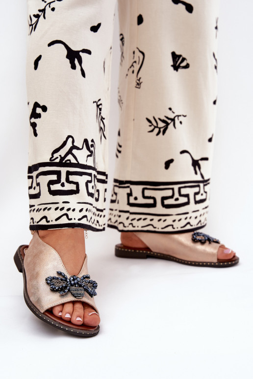 su blizgesiu Moteriškos basutės su ornamentais lygiapadžiai rausvo aukso spalvos Russona su blizgesiu Moteriškos basutės su ornamentais lygiapadžiai rausvo aukso spalvos Russona