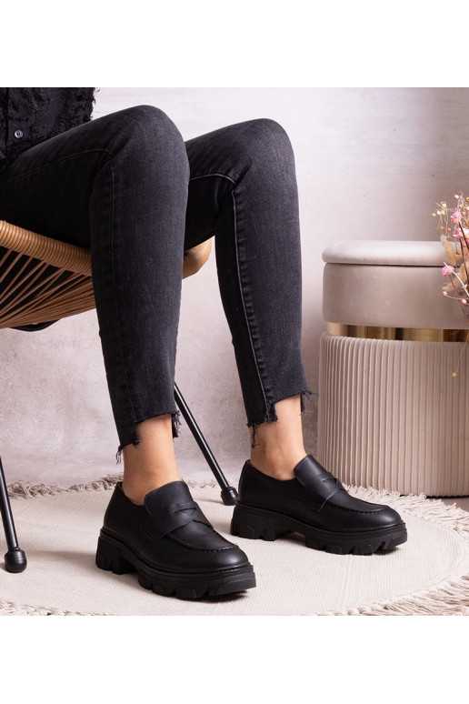 Juodi pusbačiai iš dirbtinės odos Kirna