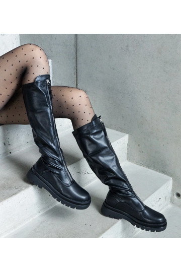 Juodi ilgi batai iš eko...