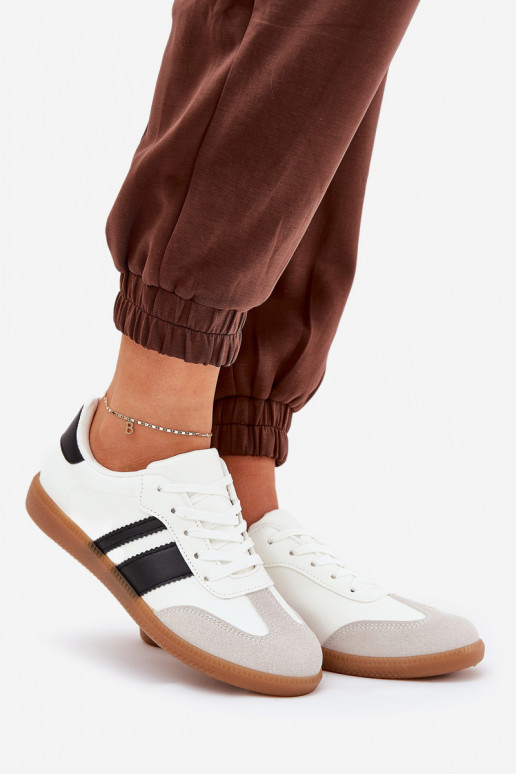 Žemas Sneakers modelio batai Moteriškas iš eko odos baltos spalvos Nonalorin Žemas Sneakers modelio batai Moteriškas iš eko odos baltos spalvos Nonalorin