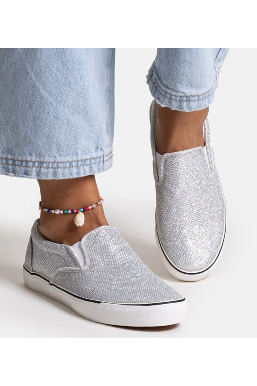 Sidabriniai blizgantys sportiniai... Sidabriniai blizgantys sportiniai...