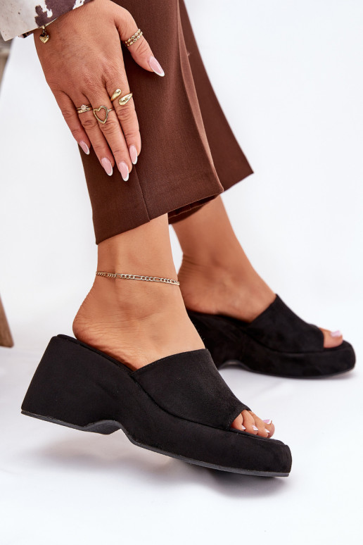 Eko Moteriškos zomšinės šlepetės su platforma I Koturnie juodos spalvos Afisal