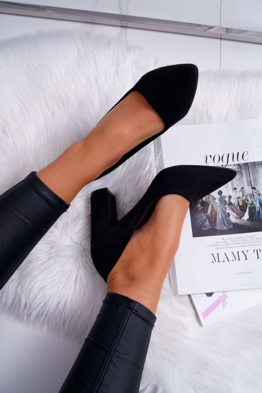 Zomšiniai aukštakulniai bateliai... Zomšiniai aukštakulniai bateliai...