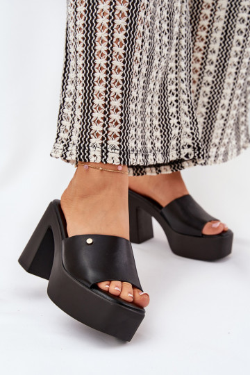 Moteriškas Šlepetės iš eko odos su kulniukais ir platforma juodos spalvos Tamirella 2