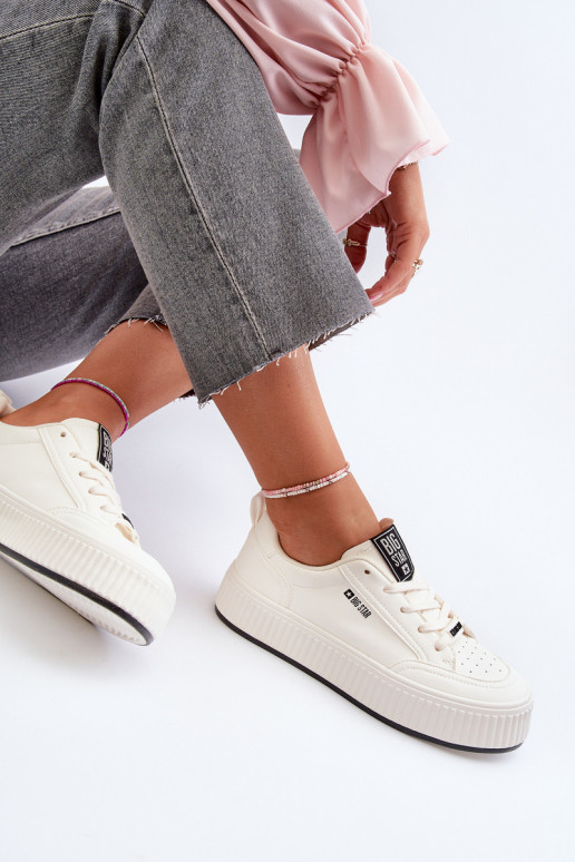 Sneakers modelio batai Moteriškas su platforma Big Star NN274254 baltos spalvos Sneakers modelio batai Moteriškas su platforma Big Star NN274254 baltos spalvos