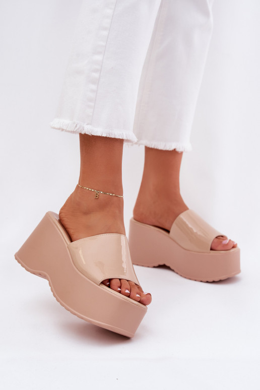 moteriškos šlepetės su platforma smėlio spalvos Nellevia