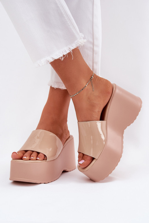 moteriškos šlepetės su platforma smėlio spalvos Nellevia