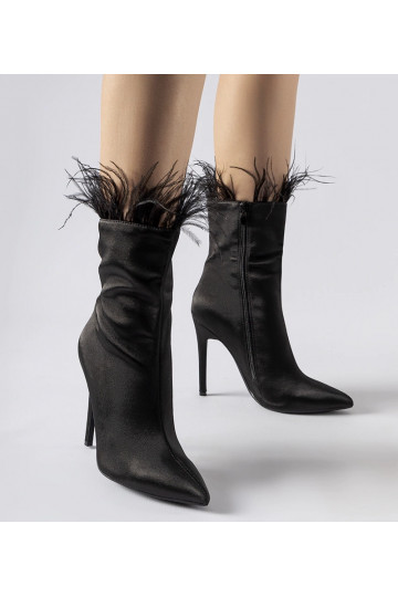 Juodi auliniai batai su...